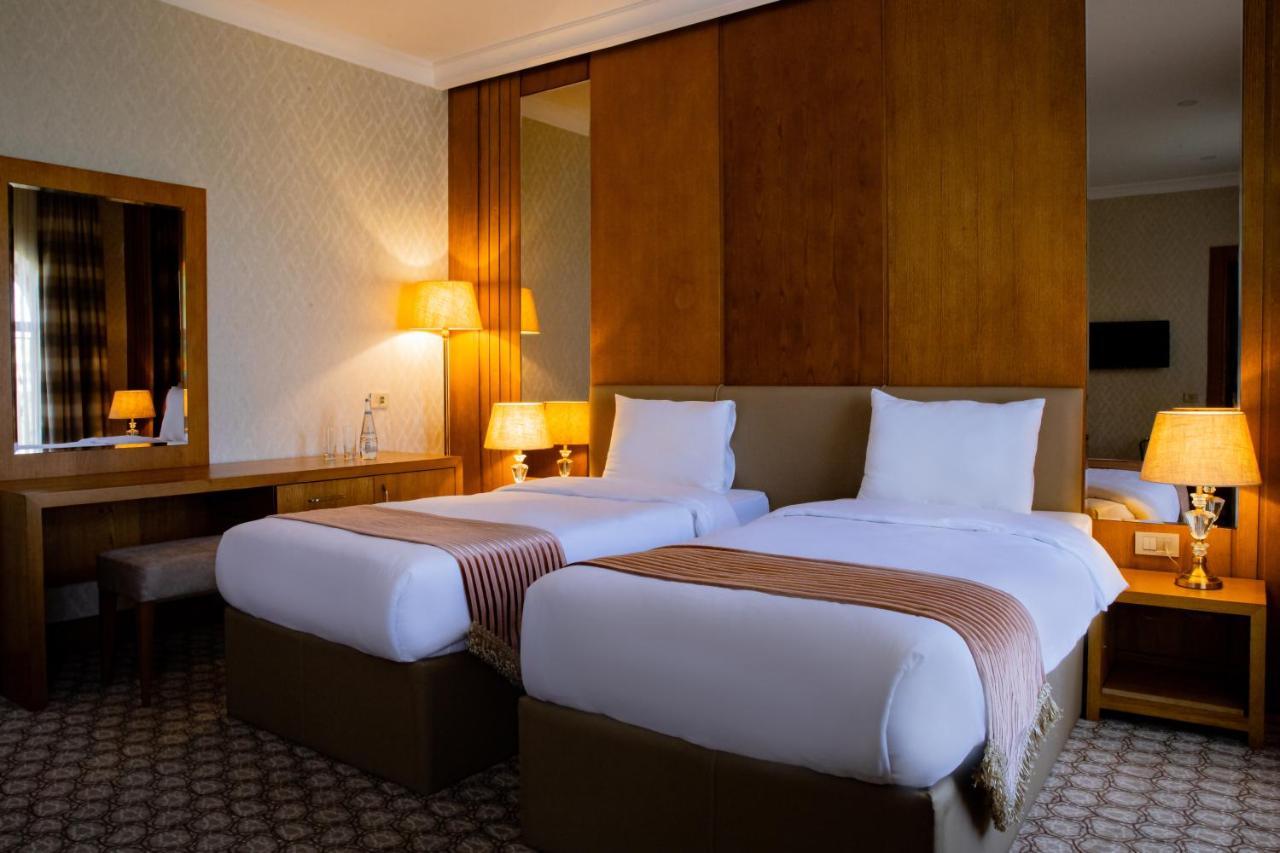 Madison Hotel Μπακού Εξωτερικό φωτογραφία