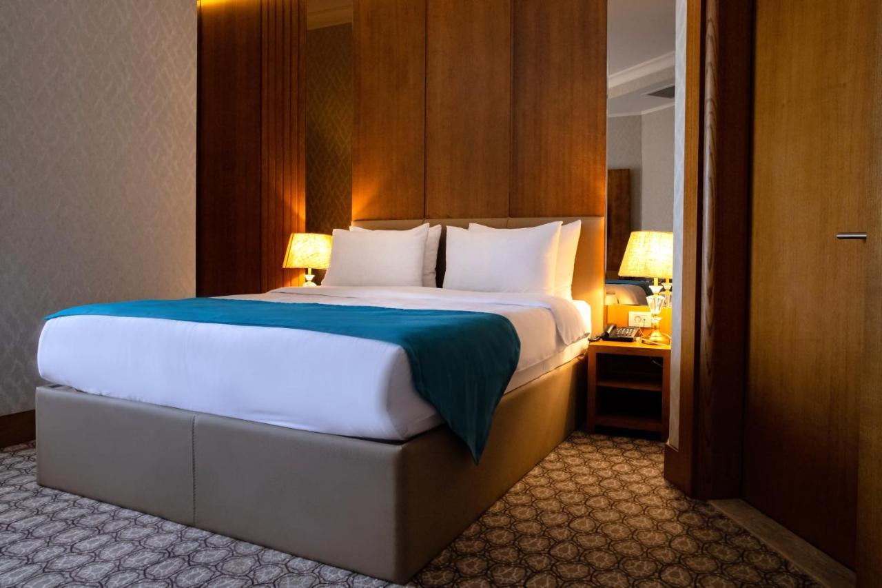 Madison Hotel Μπακού Εξωτερικό φωτογραφία