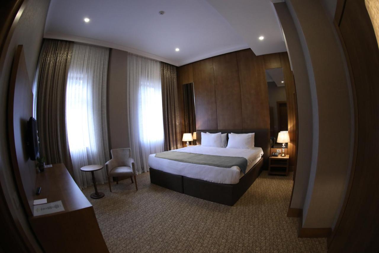 Madison Hotel Μπακού Εξωτερικό φωτογραφία