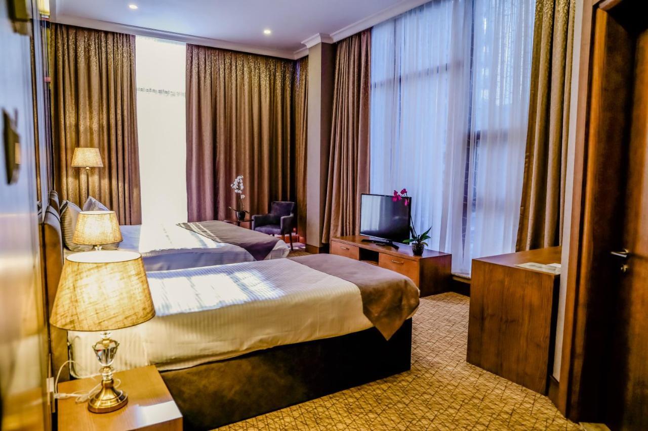 Madison Hotel Μπακού Εξωτερικό φωτογραφία